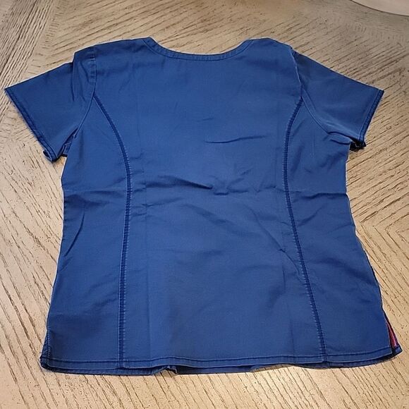 Navy scrub top size L Beyondscrubs - Picture 5 of 6